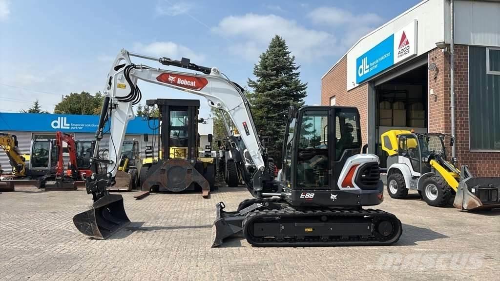Bobcat E88 Excavadoras especiales