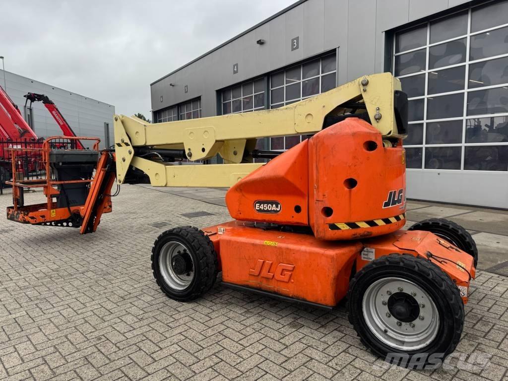 JLG E 450 AJ Plataforma de trabajo articulada