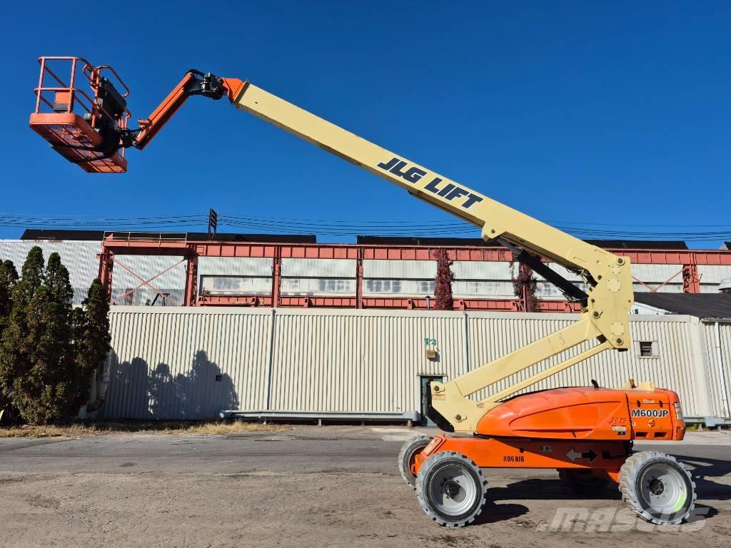 JLG M 600 JP Plataforma de trabajo articulada