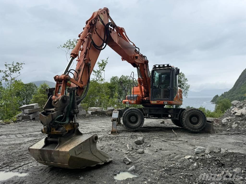 Doosan 140 W Excavadoras de ruedas
