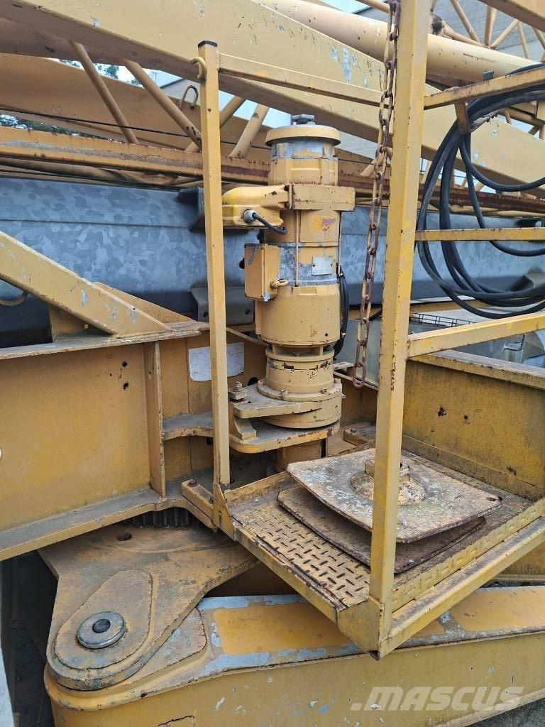 Potain HD 32 A Grúas automontantes