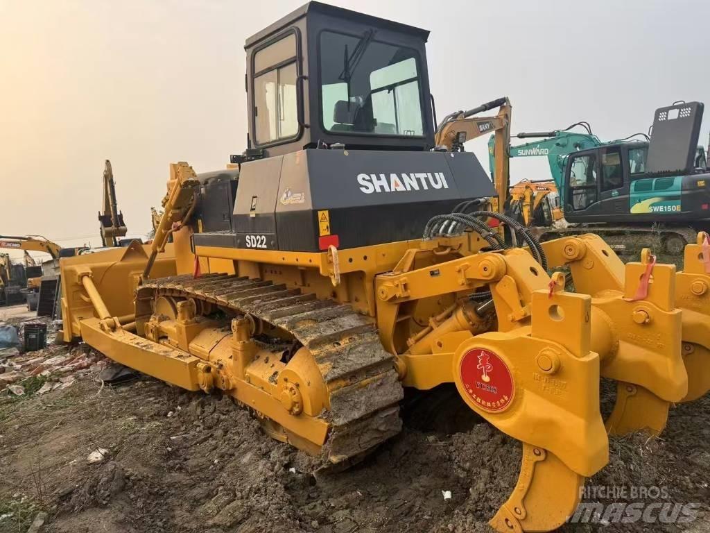 Shantui SD 22 Buldozer sobre oruga