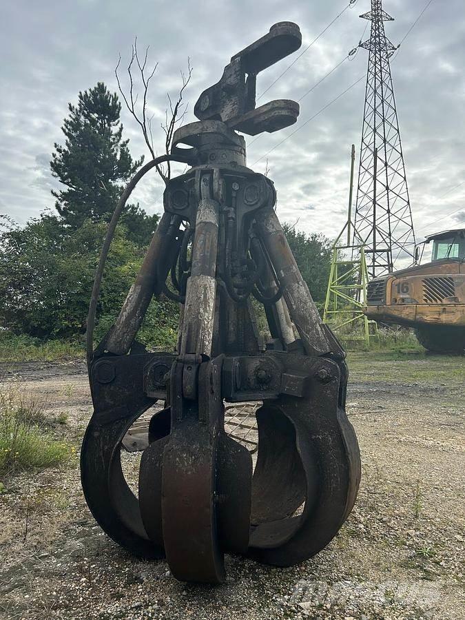 Liebherr 30t Pinzas