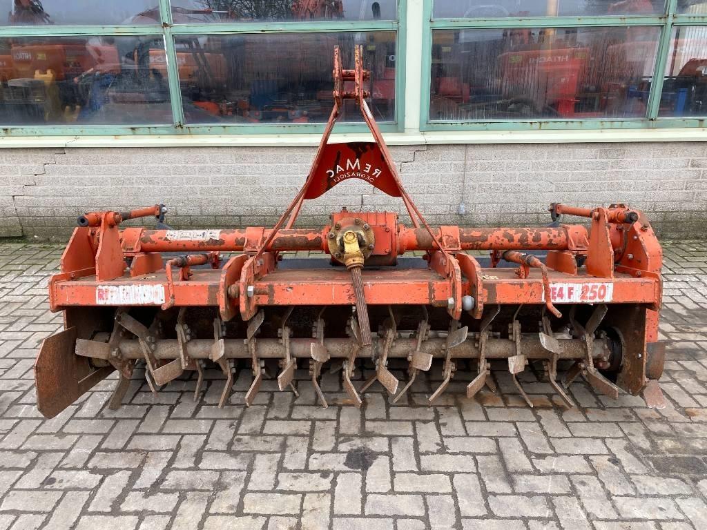  Grazioli RE 4 F 250 Agricultura - Otros