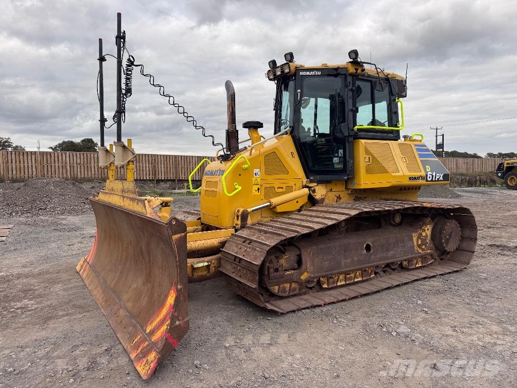 Komatsu D 61 PX Buldozer sobre oruga