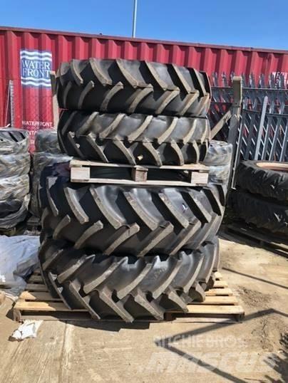Valtra Wheels & Tyres Neumáticos, ruedas y llantas
