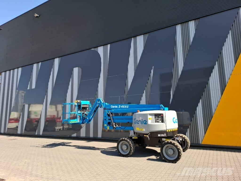 Genie Z45XC Plataforma de trabajo articulada