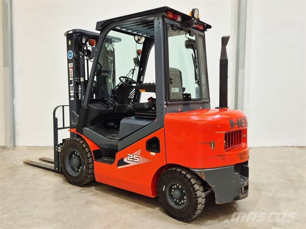 Heli CPCD25 XC26H Carretillas diesel