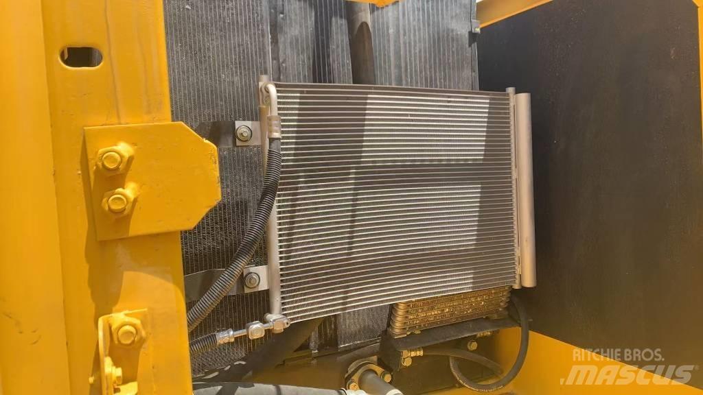 Komatsu PC 200 -8mo Excavadoras de cadenas