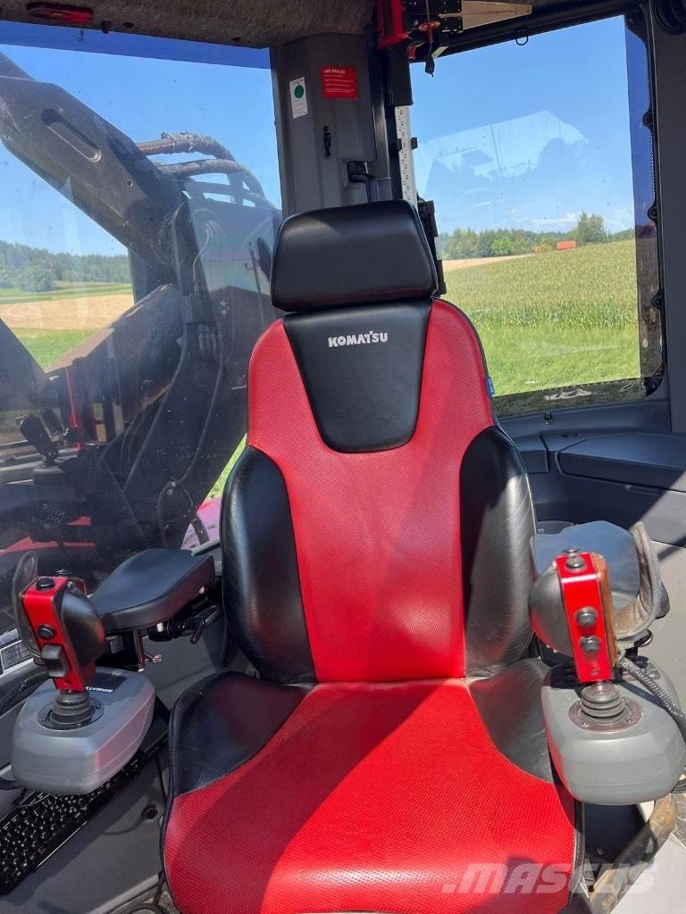 Komatsu 951 Cosechadoras