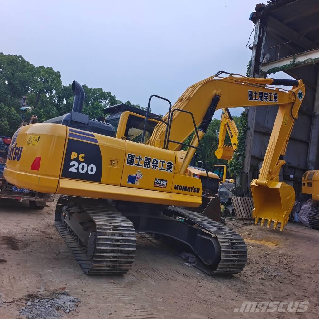 Komatsu PC 200 Excavadoras de cadenas