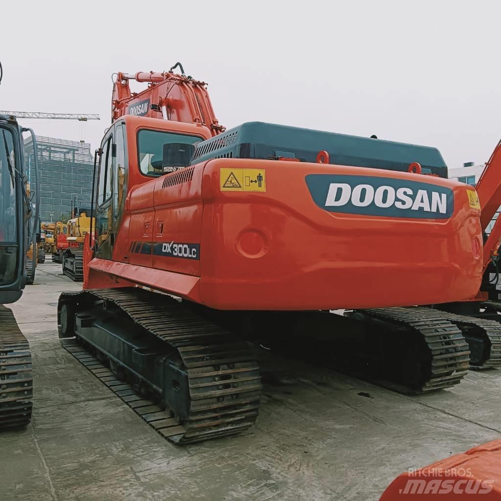 Doosan DX 300 LC Excavadoras de cadenas