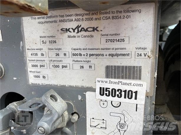 SkyJack SJ III 3226 Plataformas tijera