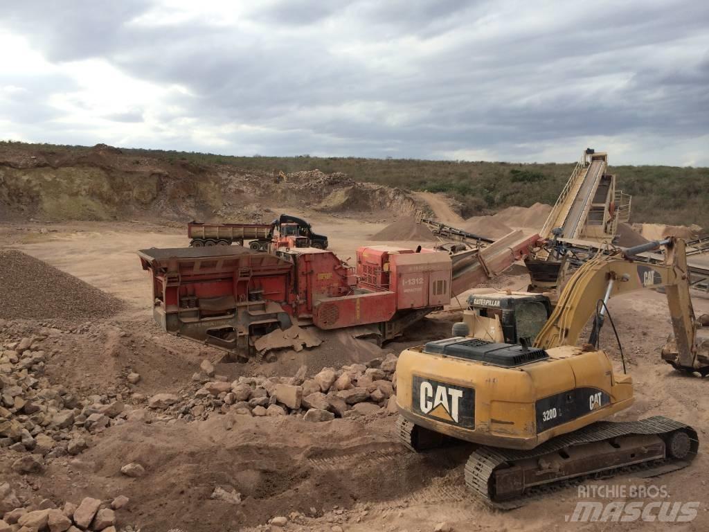 Terex Finlay I-1312 Trituradoras móviles