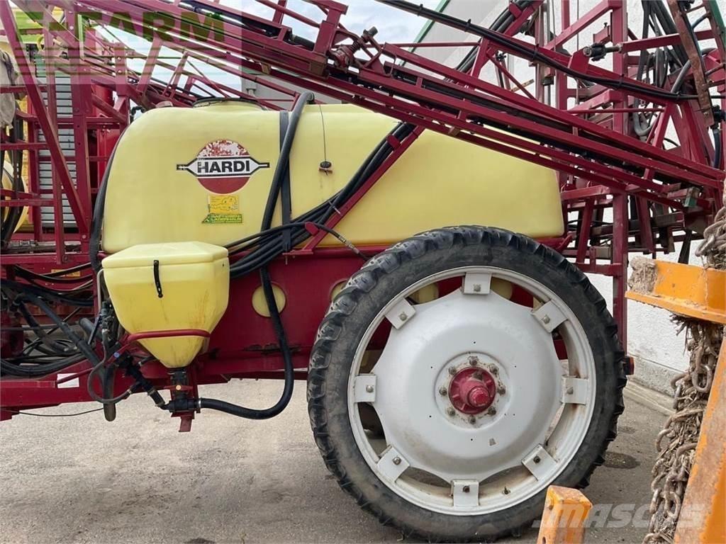 Hardi Commander Pulverizadores arrastrados