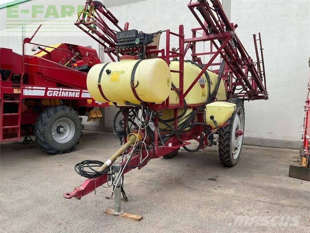Hardi Commander Pulverizadores arrastrados