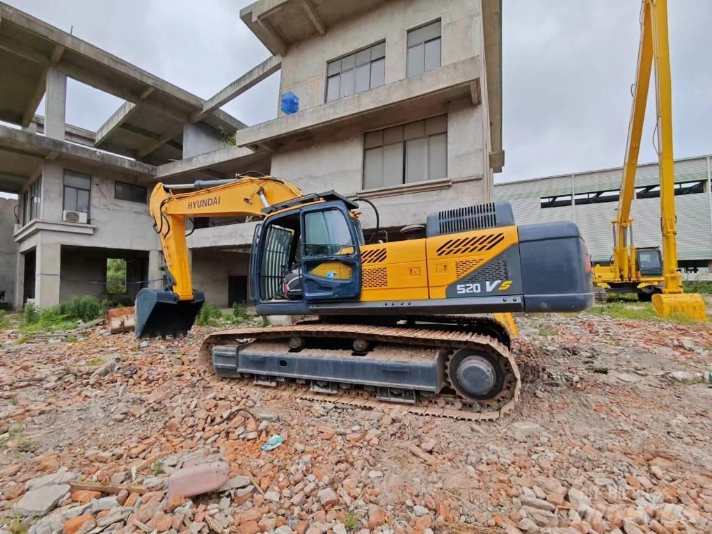 Hyundai Robex 520 VS Excavadoras de cadenas