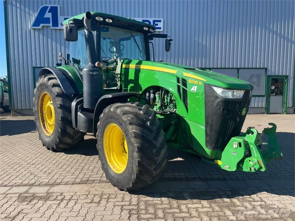 John Deere 8335R Tractores