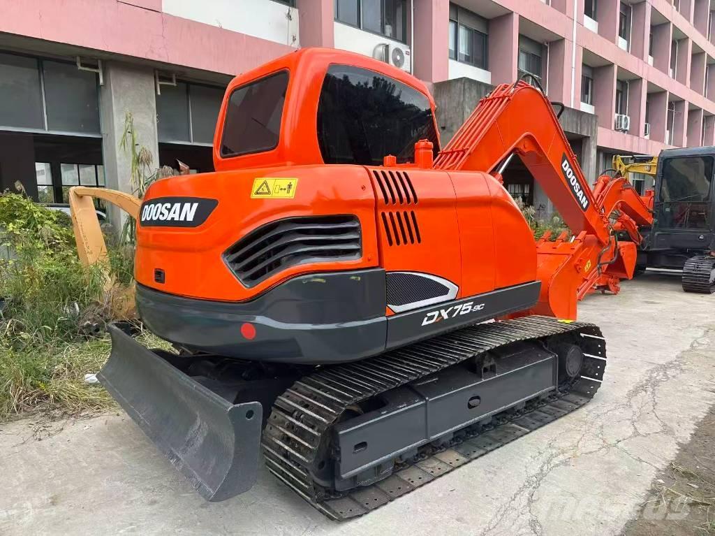 Doosan DX 75-9 C Excavadoras de cadenas