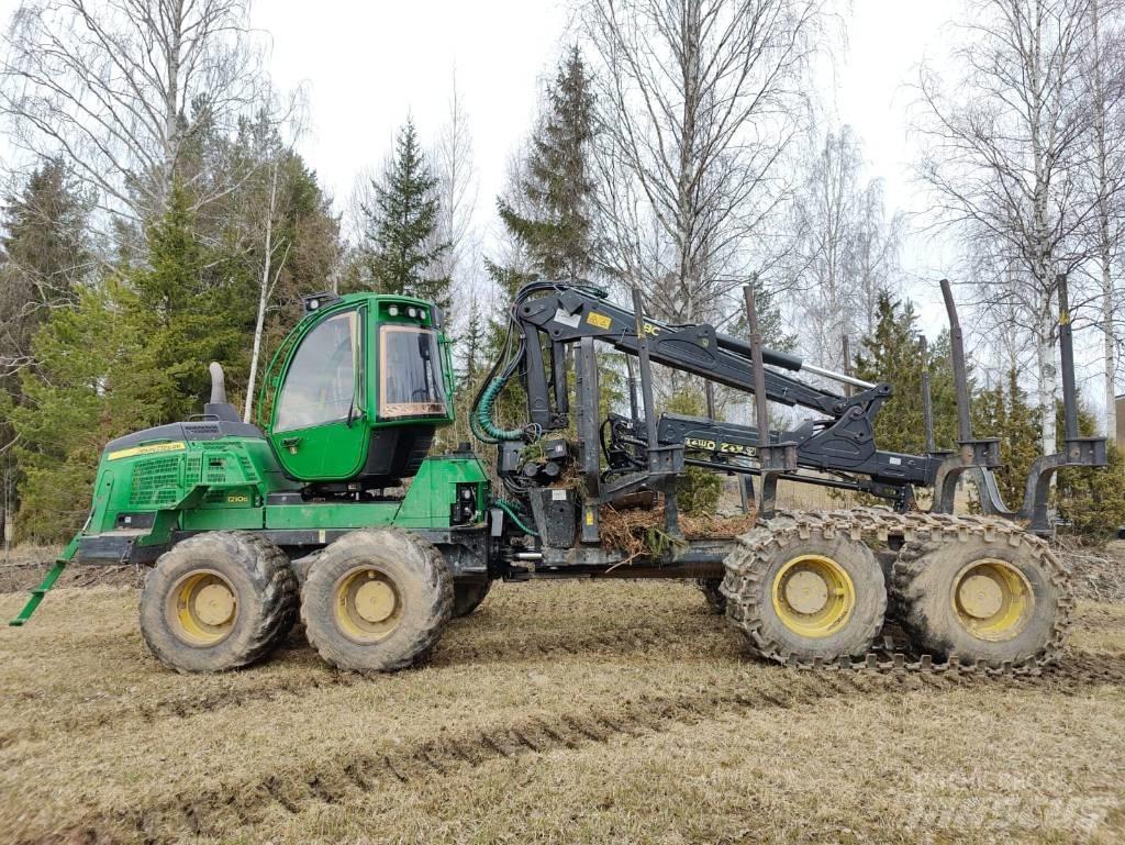John Deere 1210 G Autocargadoras