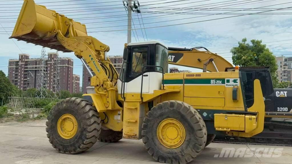 Kawasaki 85 Z Cargadoras sobre ruedas