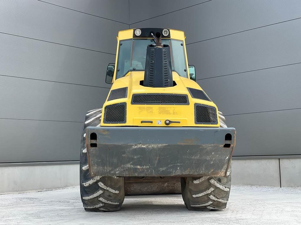 Bomag BW 216 DH-4i Rodillos de un solo tambor