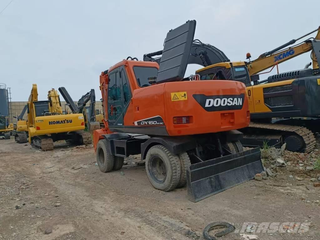Doosan 150 W-7 Excavadoras de ruedas