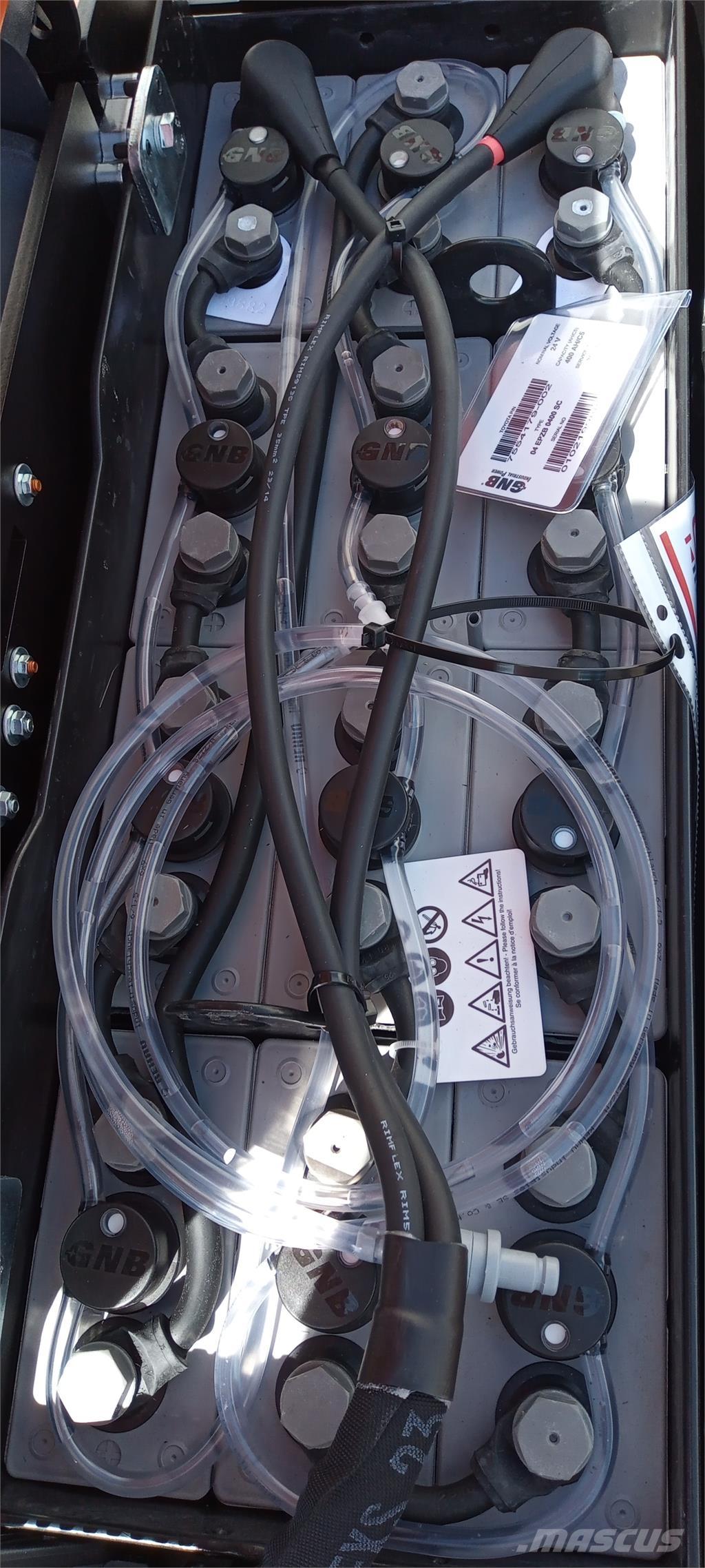 Toyota LPE 250 Apiladores eléctricos