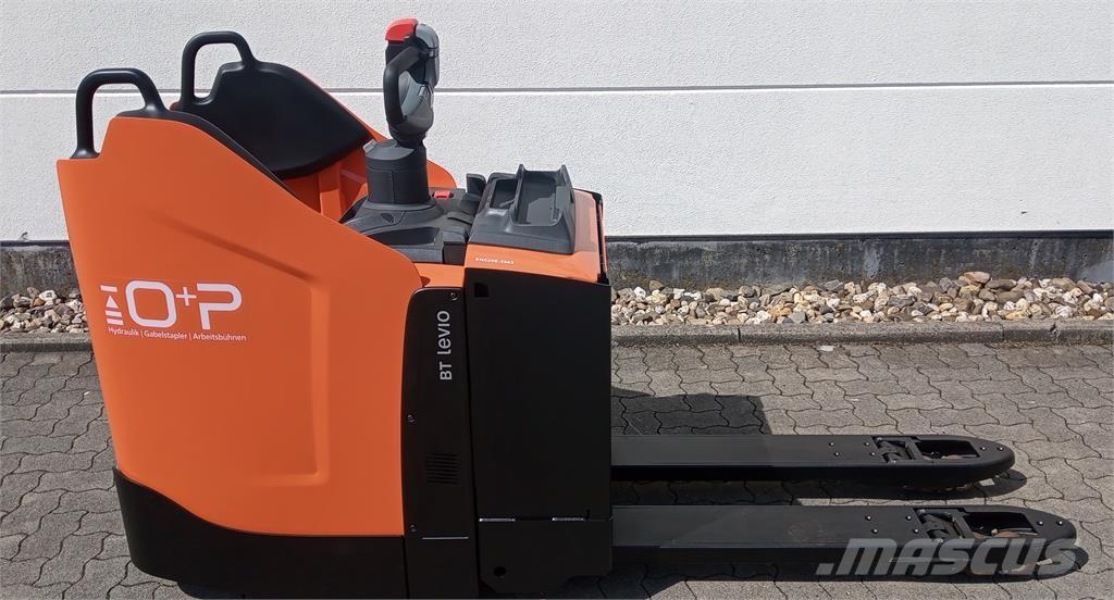 Toyota LPE 250 Apiladores eléctricos