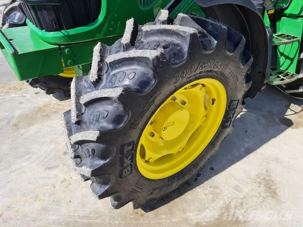 John Deere 5090 M Tractores