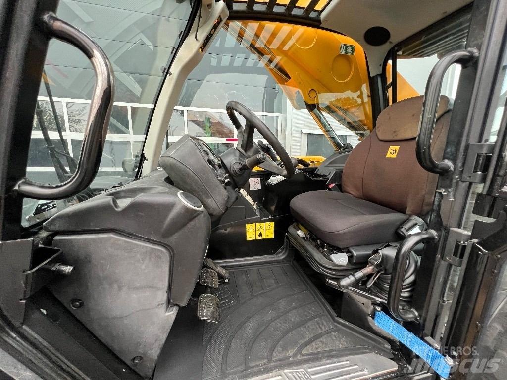 JCB 541-70 Agri Plus Carretillas telescópicas