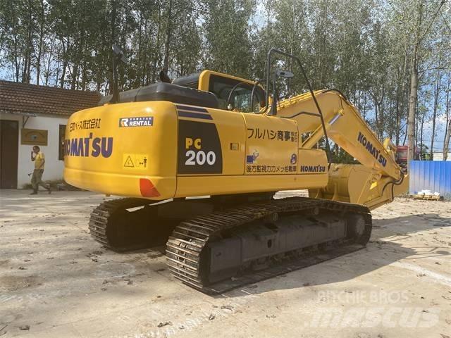 Komatsu PC200-8 Excavadoras de cadenas