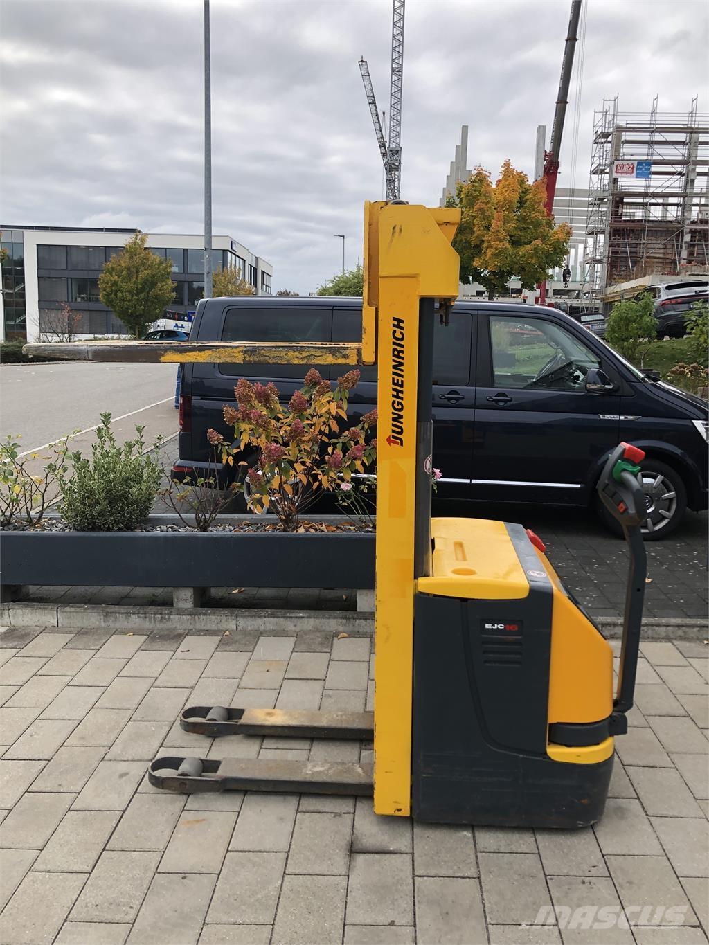 Jungheinrich EJC16 Apiladores eléctricos autopropulsados