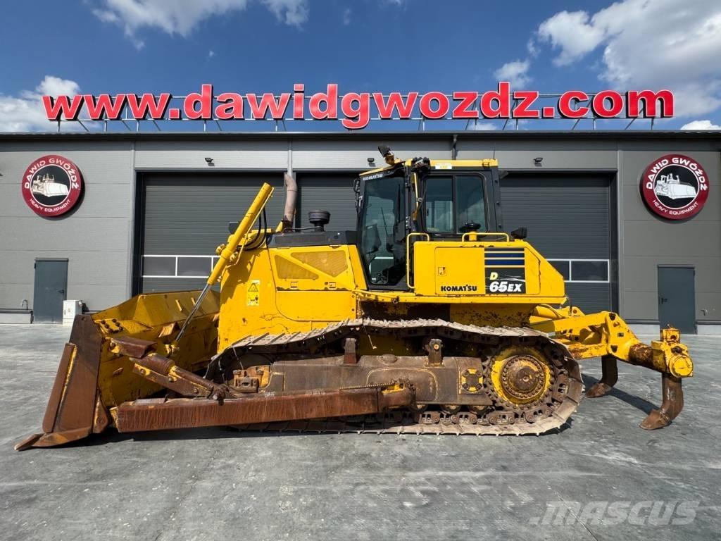 Komatsu D 65 EX-17 Buldozer sobre oruga