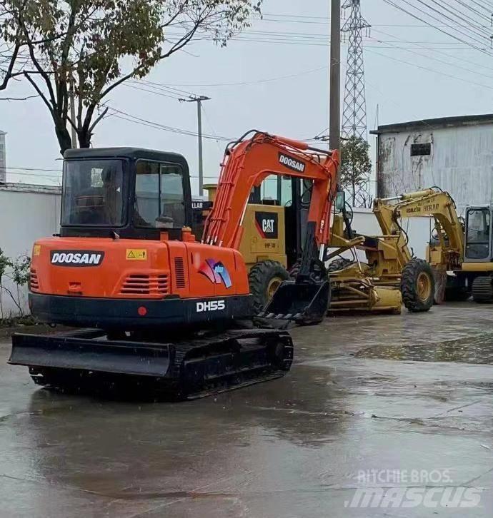 Doosan DH 55 Mini excavadoras < 7t
