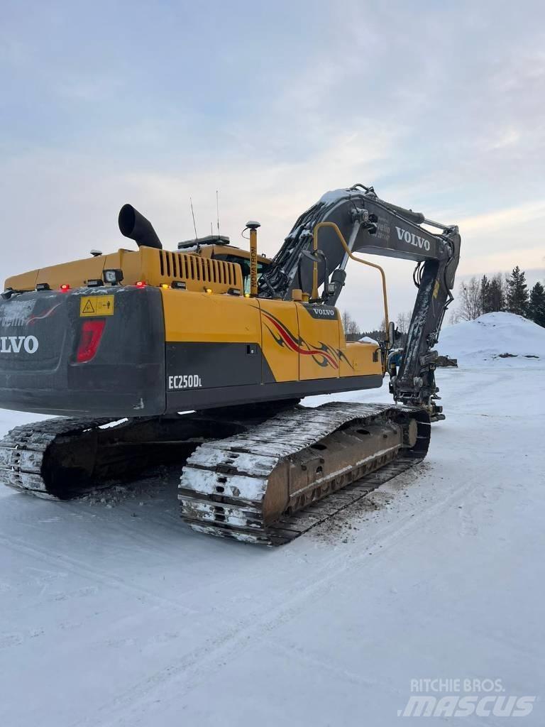 Volvo EC 250 D L Excavadoras de cadenas