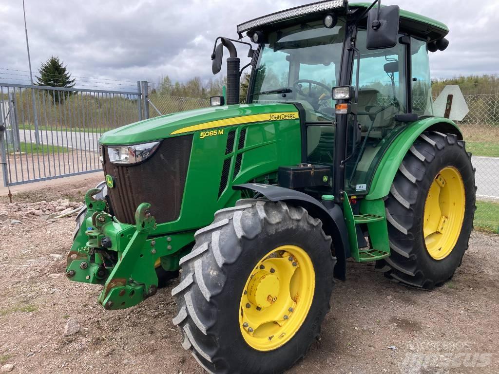 John Deere 5085 M Tractores