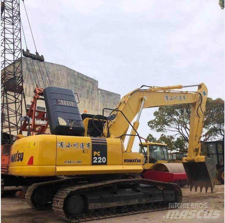 Komatsu PC 220-8 Excavadoras de cadenas