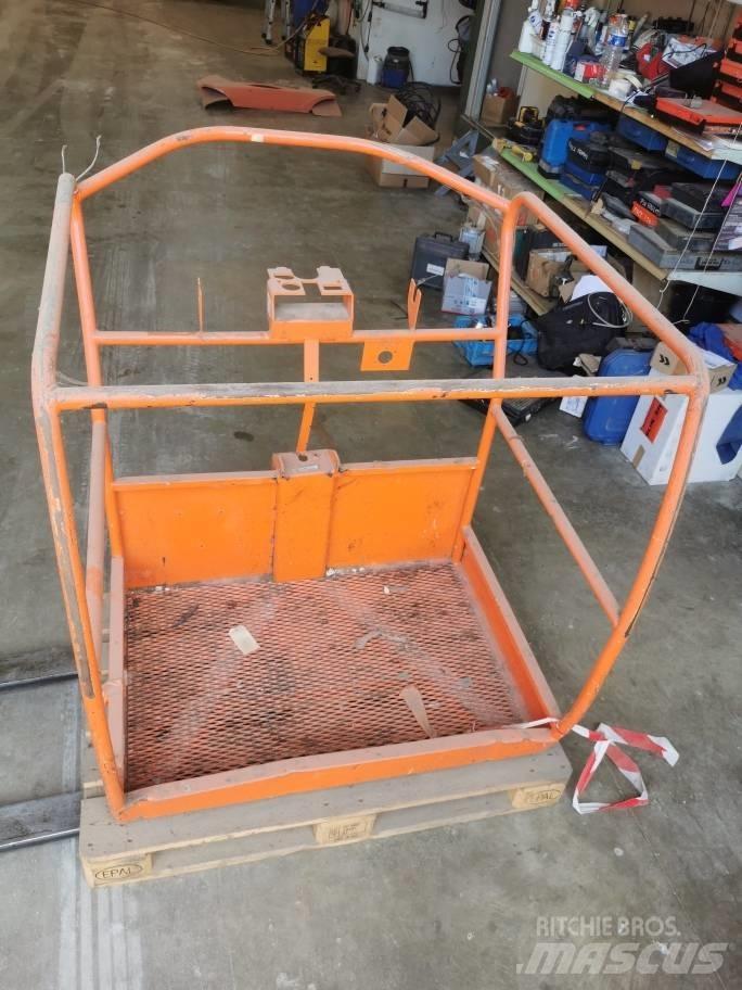 JLG Toucan 10 E Plataformas y cucharones