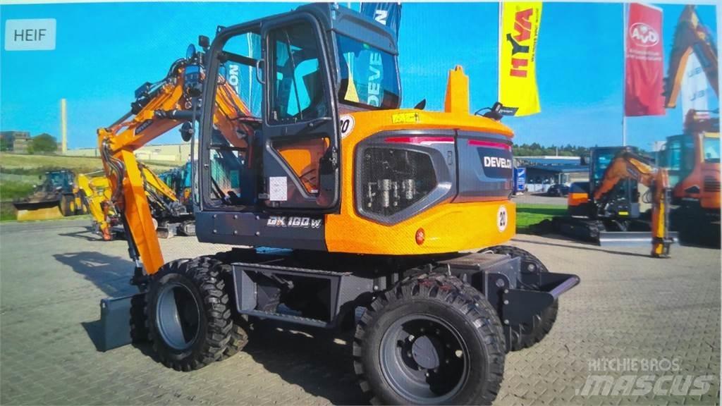 Develon DX100W-7 Excavadoras de ruedas