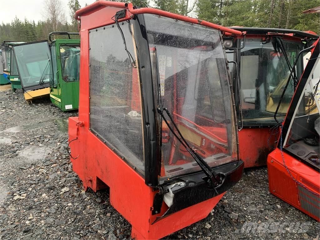 Komatsu 901TX Cabinas e interior