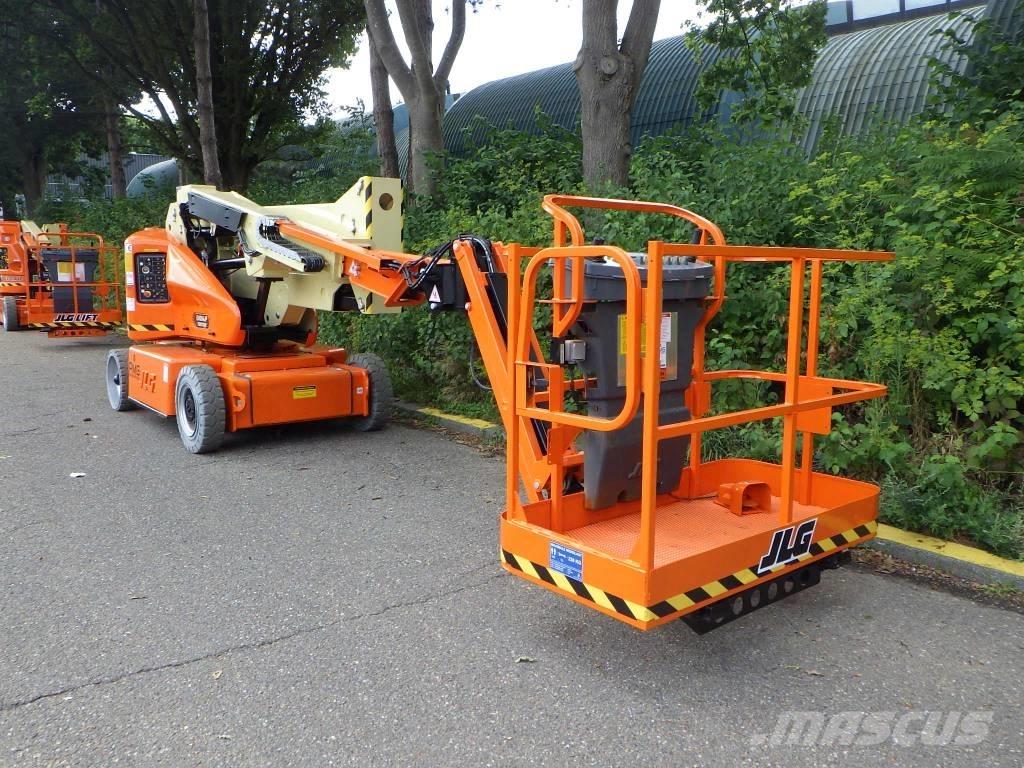 JLG E400AJPN Plataforma de trabajo articulada