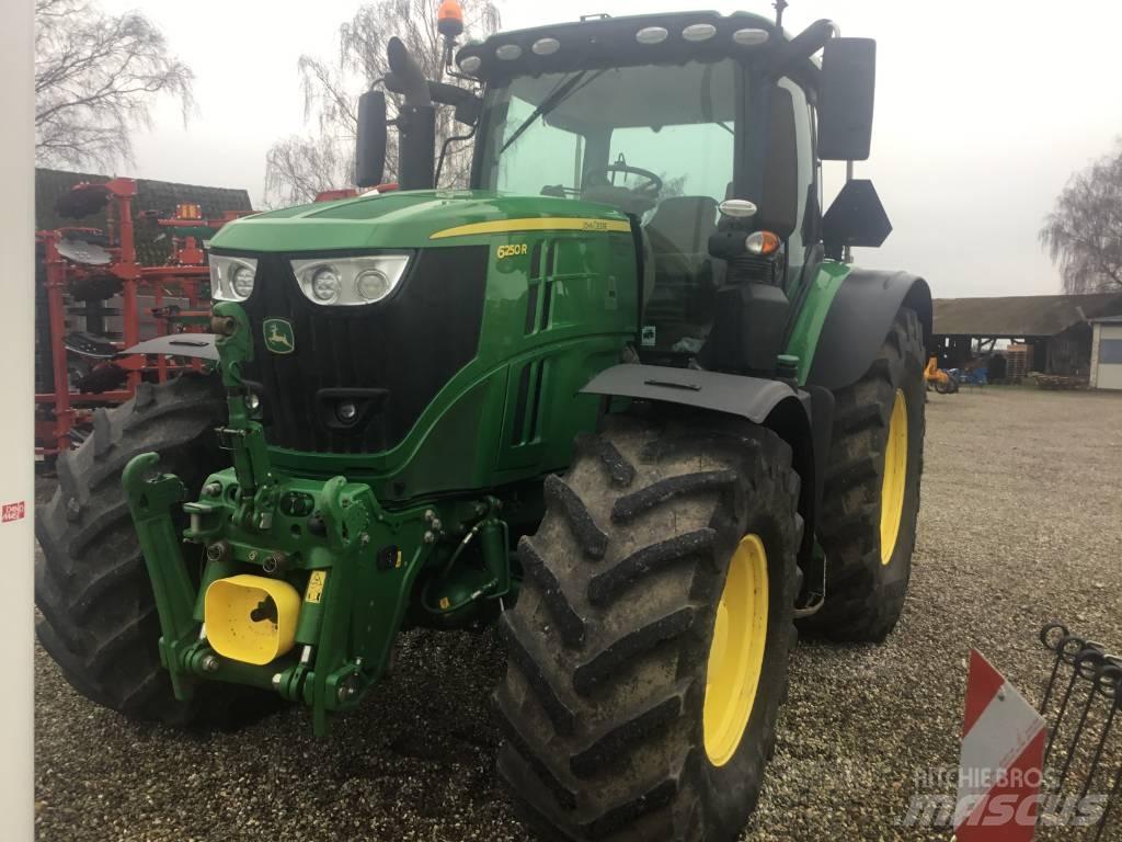 John Deere 6250R Tractores