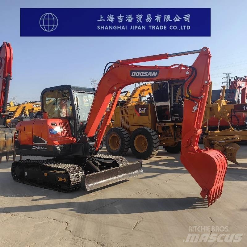 Doosan DX 60 Excavadoras de cadenas