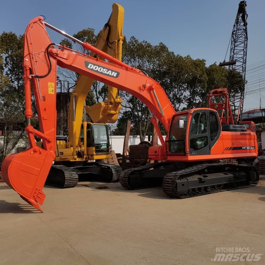 Doosan DX 300 LC Excavadoras de cadenas