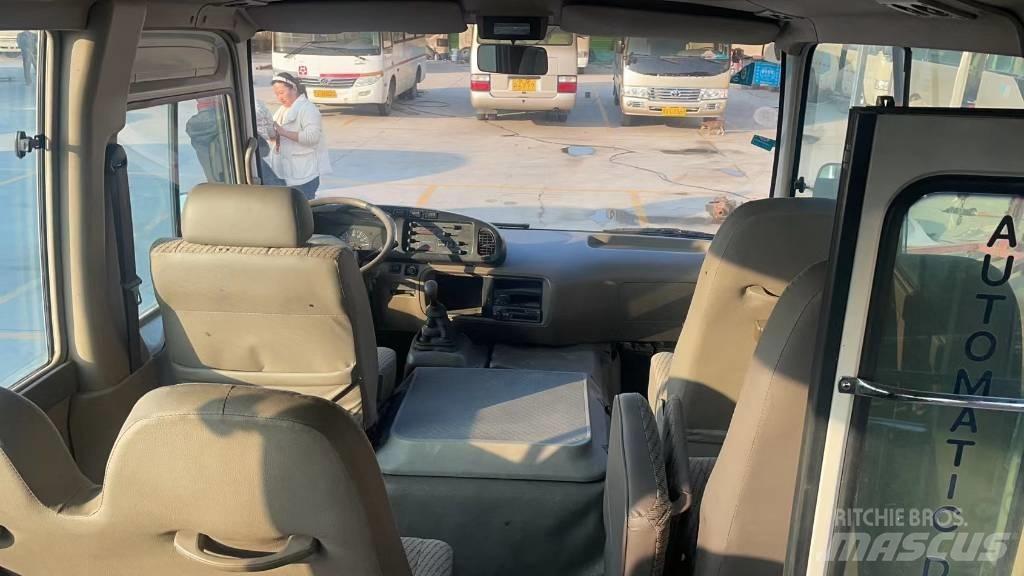 Toyota Coaster Bus Mini autobuses