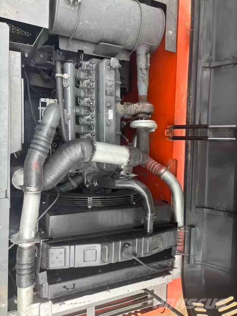 Doosan DX 225 Excavadoras de cadenas