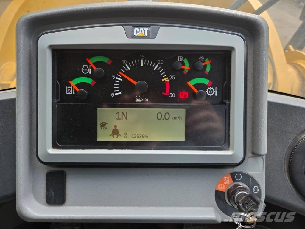 CAT 960M Cargadoras sobre ruedas