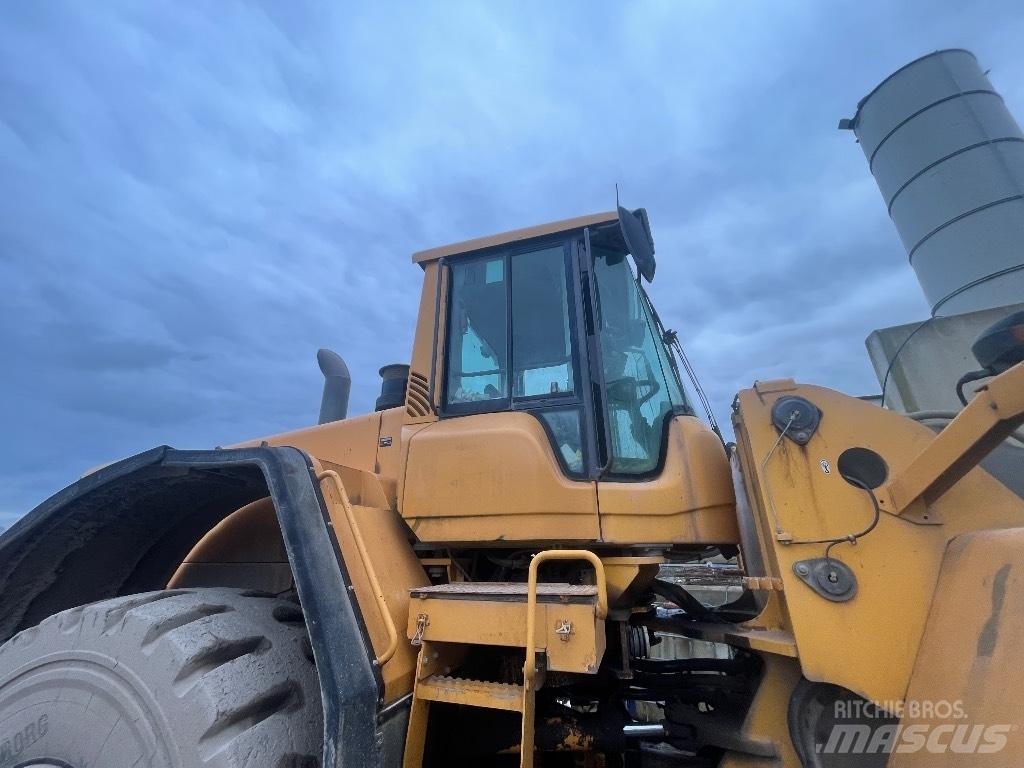 Volvo L 180 F Cargadoras sobre ruedas