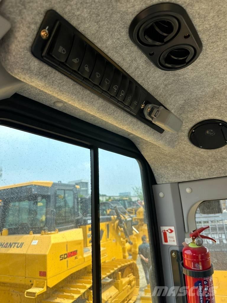 Shantui DH 13 Buldozer sobre oruga